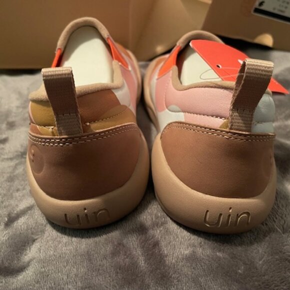 2 / $40 - NEW NIB UIN Slip On Shoes Cuenca Women's Size 7 Wearable Art NWT $240 - Picture 8 of 15